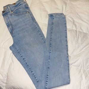 Mile high super skinny light wash Levi’s
